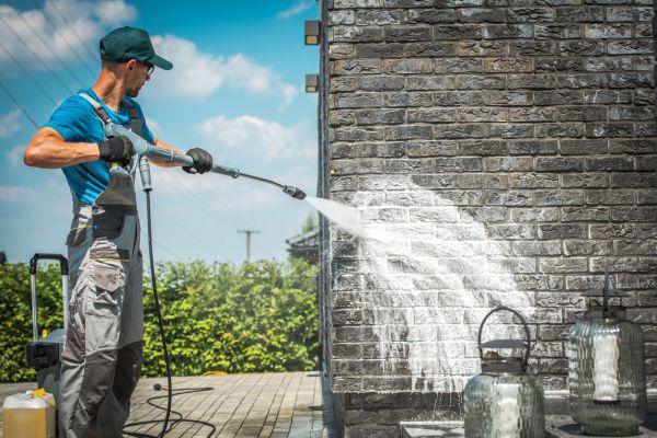 Cost of Brick Cleaning in Corona