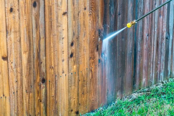Cost of Fence Pressure Washing in Corona