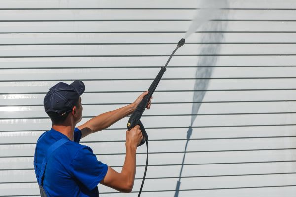 Cost of Siding Washing in Corona