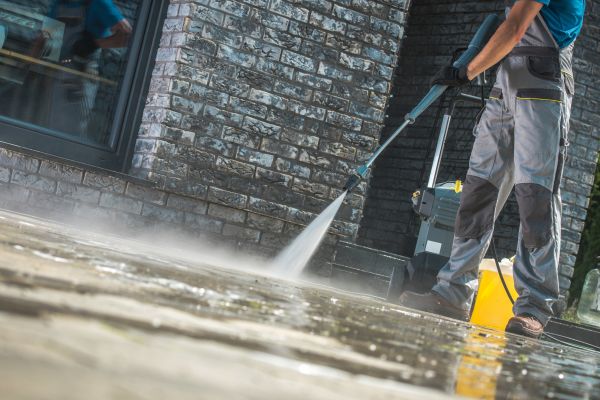 Cost of Power Cleaning in Corona