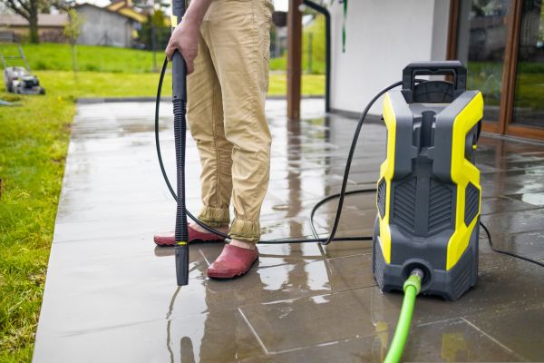 Cost of Porch Pressure Washing in Corona