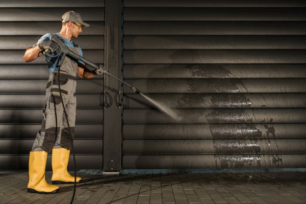 Cost of Garage Power Washing in Corona