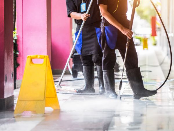 Cost of Commercial Power Washing in Corona