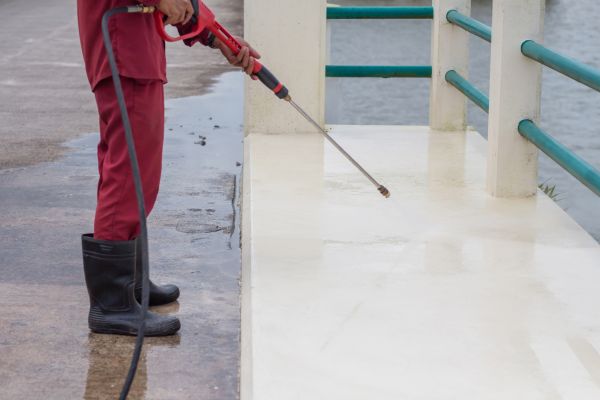 Cost of Industrial Concrete Cleaning in Corona