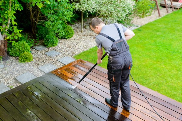 Cost of Deck And Patio Cleaning in Corona