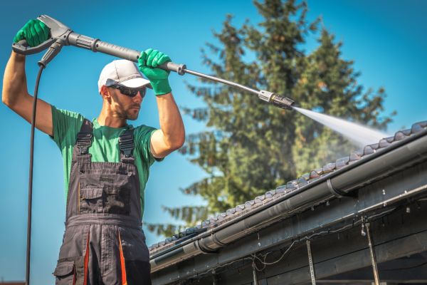 Cost of Gutter Jetting in Corona